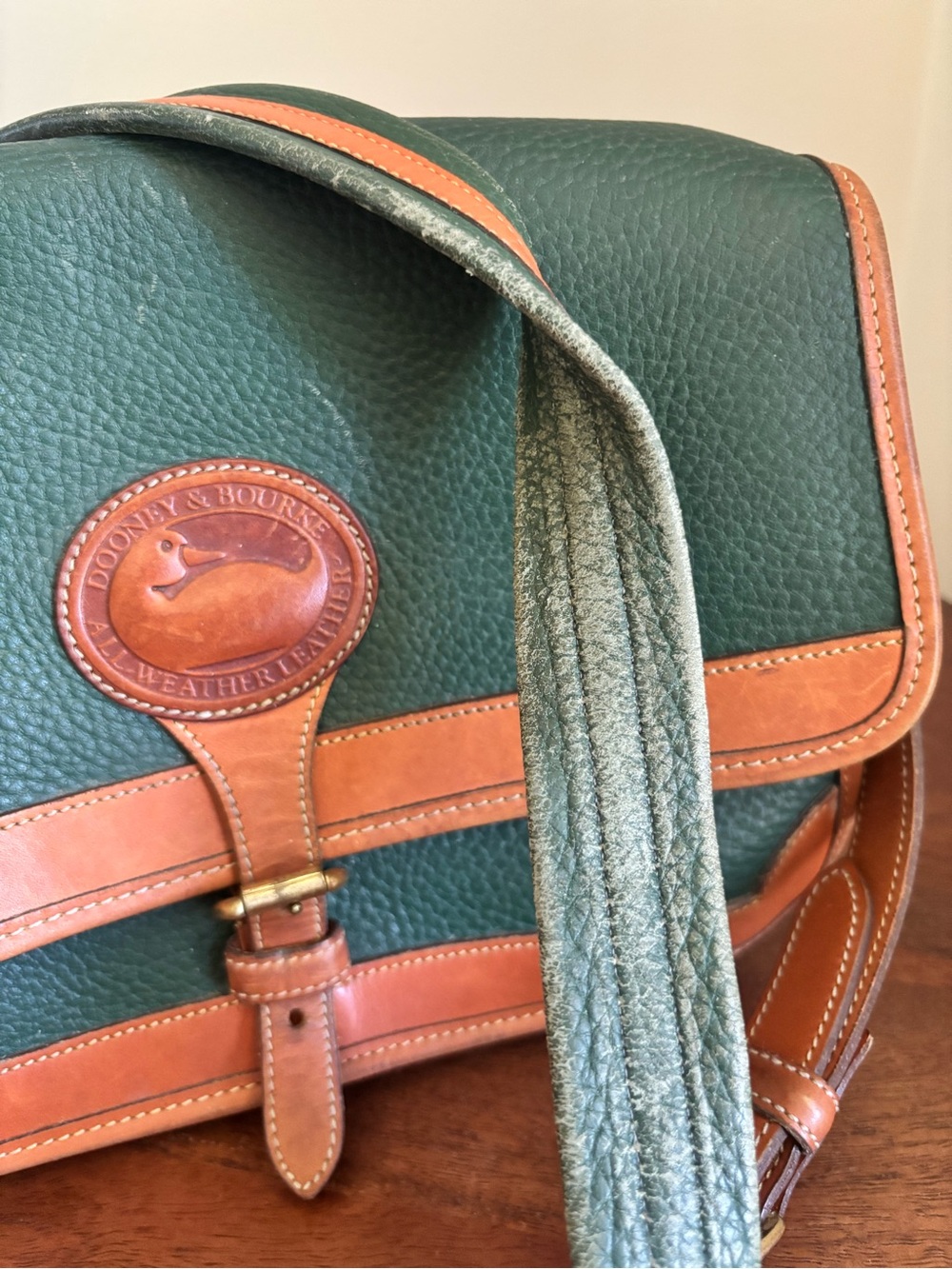 Vintage Dooney & Bourke AWL Purse - Picture 7 of 13